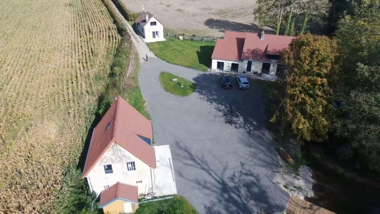 Au Moulin De Rotteleux Villa Senarpont Eksteriør billede