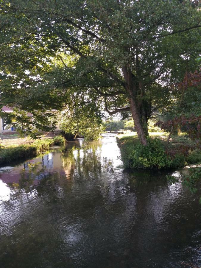 Au Moulin De Rotteleux Villa Senarpont Eksteriør billede